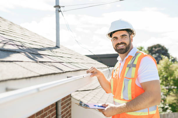 Best Roof Gutter Cleaning  in Waller, TX